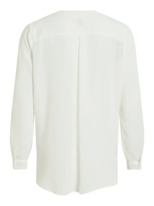 Elegante weiße Satinbluse mit V-Ausschnitt