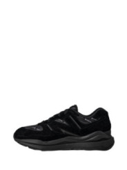 Sneaker New Balance - New Balance Sneakers Uomo 200,00 €  | Planet-Deluxe