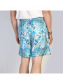 Grüne Shorts mit abstraktem Muster