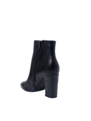 Stiefel Guess - Guess Stivali Donna 230,00 €  | Planet-Deluxe