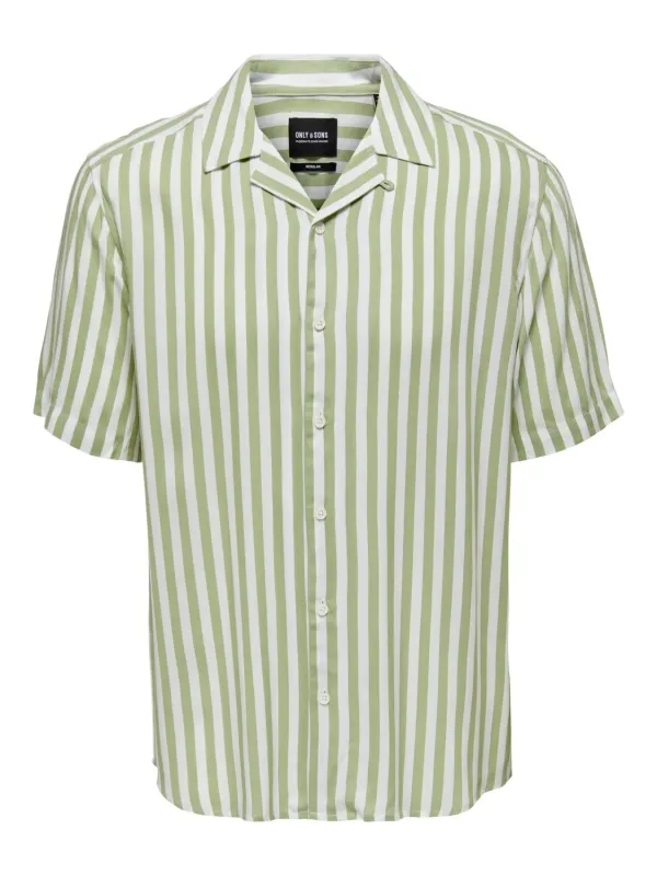 Gestreiftes Kurzarmhemd von Only & Sons Gestreiftes Kurzarmhemd von Only & Sons