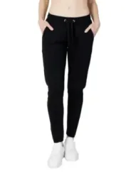 Schwarze Damen Softshellhose schlank geschnitten