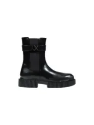 "Armani Exchange Stiefel im Sale | Armani Exchange Damen Stiefel - Herbst/Winter Kollektion, Schwarz mit Runder Spitze - Artikelcode: XW001634 AF17474 online kaufen"|Planet-Deluxe