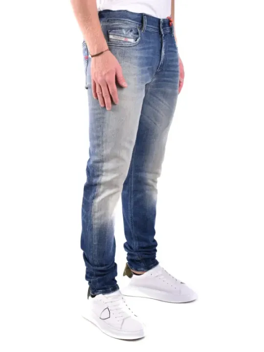 "Diesel Jeans im Sale | Diesel Herren Jeans Blau Herbst-Winter Baumwolle Vintage Look online kaufen"|Planet-Deluxe