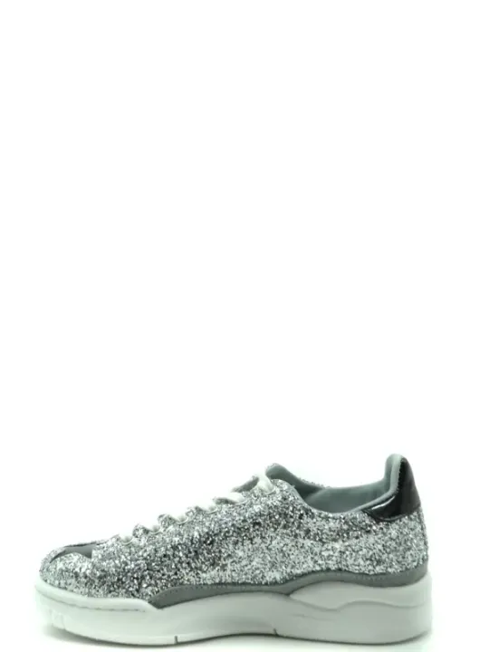 "Chiara Ferragni Sneakers im Sale | Chiara Ferragni Damen Sneaker - Silberne Herbst/Winter Slip-On Sneaker aus 100% Leder mit Schnürung online kaufen"|Planet-Deluxe