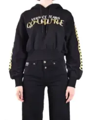 "Versace Jeans Couture Sweatshirts im Sale | Versace Jeans Couture Damen Hoodie Fleece Schwarz mit Druckmuster - Herbst/Winter Kollektion 100% Baumwolle online kaufen"|Planet-Deluxe