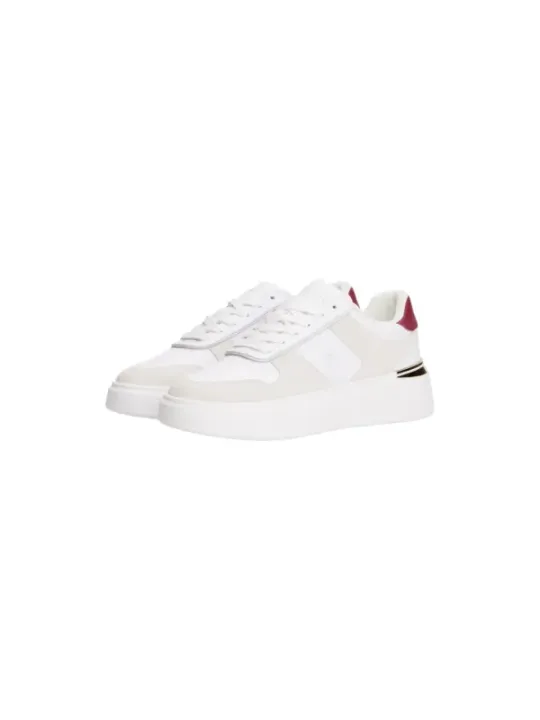 "Tommy Hilfiger Sneakers im Sale | Tommy Hilfiger Damen Herbst/Winter Sneaker - Weiße Ledersneaker mit Schnürung und Gummisohle (Artikelcode: FW0FW08632) online kaufen"|Planet-Deluxe