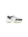 "Guess Sneakers im Sale | GUESS Damen Slip-On Sneakers – Herbst/Winter, Weiß & Bunt, Sportlich mit Bänderverschluss online kaufen"|Planet-Deluxe