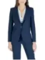 "Rinascimento Blazer im Sale | Rinascimento Damen Kostümjacke - Elegante Blaue Herbst/Winter Blazer mit Knopfverschluss - Artikelcode: CFC0125439003 online kaufen"|Planet-Deluxe