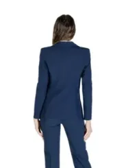 "Rinascimento Blazer im Sale | Rinascimento Damen Kostümjacke - Elegante Blaue Herbst/Winter Blazer mit Knopfverschluss - Artikelcode: CFC0125439003 online kaufen"|Planet-Deluxe