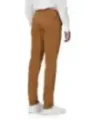 Männliche beige Hosen schlanker Schnitt