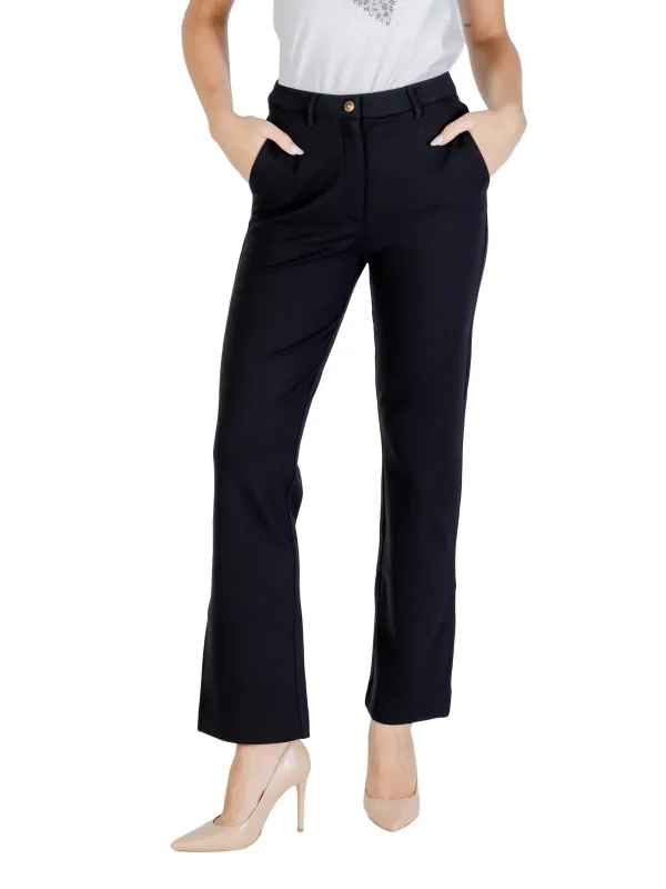 "Guess Hosen im Sale | Guess Damenhose Pantaloni online kaufen"|Planet-Deluxe "Guess Hosen im Sale | Guess Damenhose Pantaloni online kaufen"|Planet-Deluxe