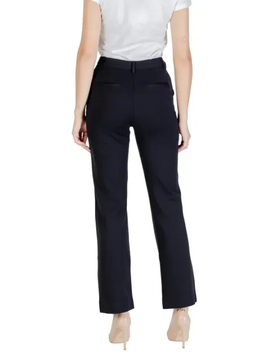 "Guess Hosen im Sale | Guess Damenhose Pantaloni online kaufen"|Planet-Deluxe