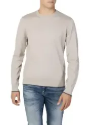 Wollpullover mit Taschen und Kragen