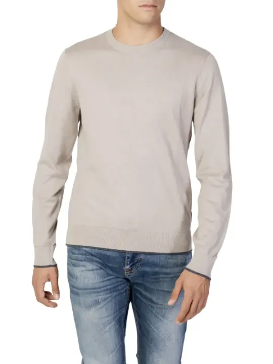 Wollpullover mit Taschen und Kragen