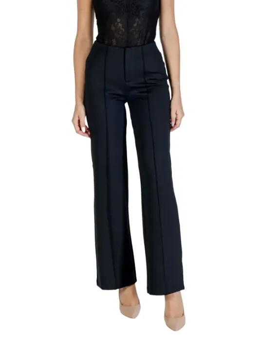 "Guess Active Hosen im Sale | Guess Active - Guess Active Pantaloni Donna online kaufen"|Planet-Deluxe