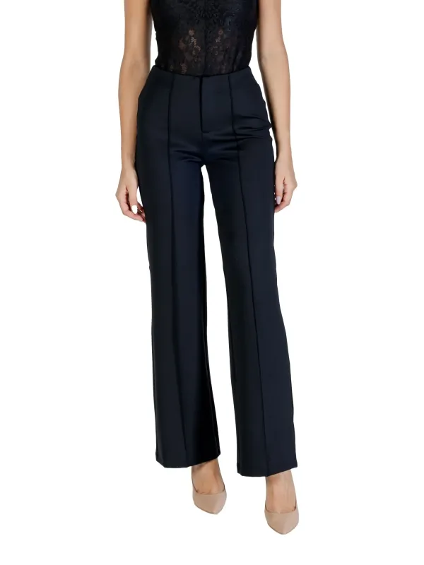 "Guess Active Hosen im Sale | Guess Active - Guess Active Pantaloni Donna online kaufen"|Planet-Deluxe