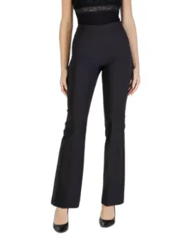"Rinascimento Damenhose – Stilvolle Eleganz & Komfort"