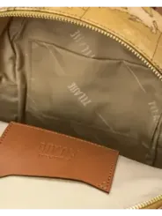 "Alviero Martini Prima Classe Einzelstücke & Seltenheiten im Sale | Alviero Martini Prima Classe Damenhandtasche - Elegante Beige Ledertasche für Frühling/Sommer  online kaufen"|Planet-Deluxe