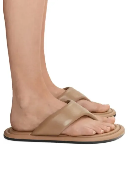 "Mango Flip Flops im Sale | Mango Damen Leder Zehentrenner in Beige – Einfarbig, Perfekt für Frühling/Sommer online kaufen"|Planet-Deluxe