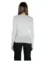 "Guess T-Shirts im Sale | Guess Damen T-Shirt - Weiß mit Druckmuster & Strassdetails, Langarm, Rundhals - Herbst/Winter Kollektion online kaufen"|Planet-Deluxe