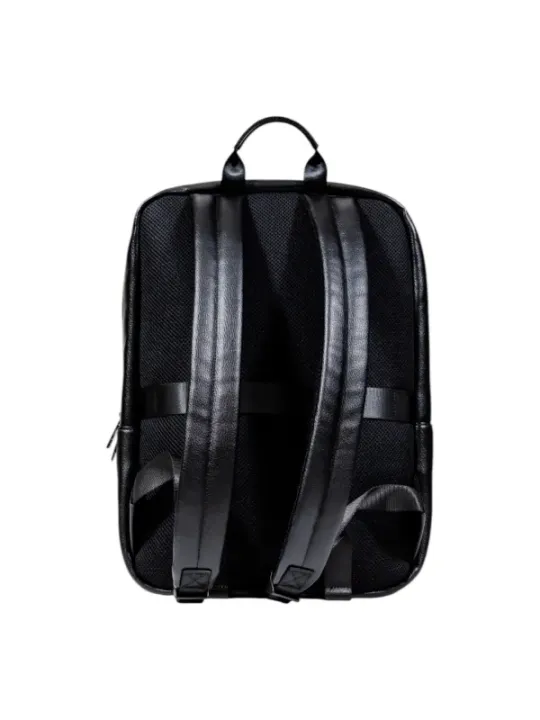 "Armani Exchange Einzelstücke & Seltenheiten im Sale | Armani Exchange Herrenrucksack - Stilvoller und Funktionaler Rucksack für Herbst/Winter in Schwarz, 100% Polyester, 31x42x14 cm online kaufen"|Planet-Deluxe