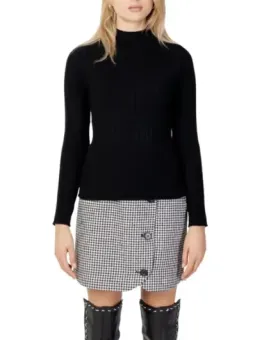 Schwarzer Wollpullover mit Rollkragen