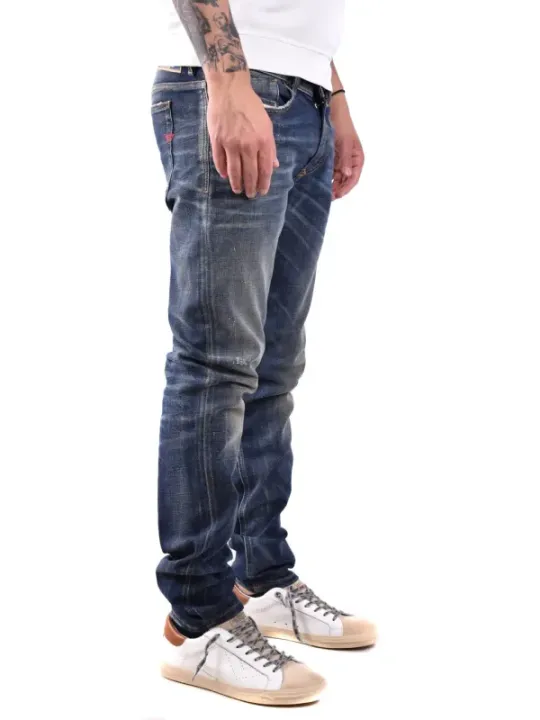 "Diesel Jeans im Sale | Diesel Herren Jeans Blau Abgenutzter Look Fruehling Sommer Kollektion online kaufen"|Planet-Deluxe