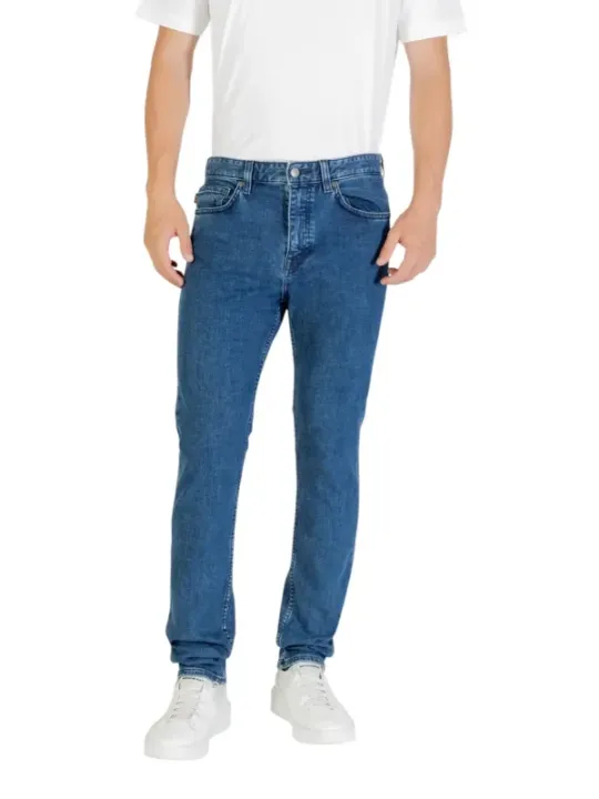 "Boss Jeans im Sale | BOSS Herren Jeans - Klassische Blaue Herbst/Winter Denim mit Reißverschluss und Knopf, Artikelcode 50544629 online kaufen"|Planet-Deluxe