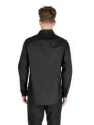 "Armani Exchange Hemden im Sale | Armani Exchange Herrenhemd für Herbst/Winter – Klassisches Schwarzes Langarmhemd aus 100% Baumwolle mit Knopfverschluss online kaufen"|Planet-Deluxe