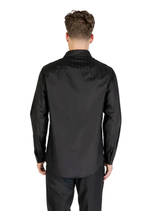 "Armani Exchange Hemden im Sale | Armani Exchange Herrenhemd für Herbst/Winter – Klassisches Schwarzes Langarmhemd aus 100% Baumwolle mit Knopfverschluss online kaufen"|Planet-Deluxe