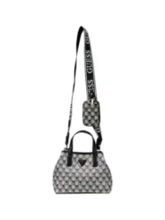 "Guess Einzelstücke & Seltenheiten im Sale | Guess - Guess Borsa Donna online kaufen"|Planet-Deluxe