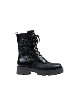 "Elegante Guess Damenstiefel – Stilvoll & Bequem"