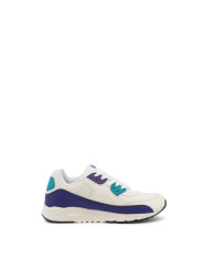 Weiße Sneaker mit lila Schnürsenkeln