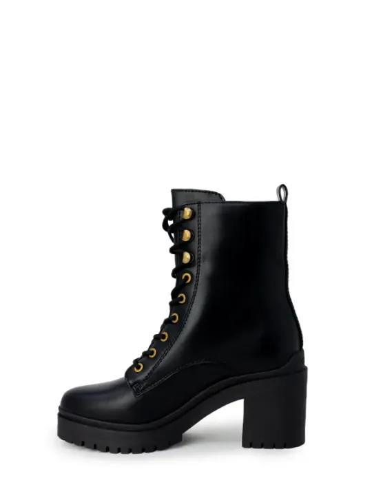 Schwarze Stiefel mit klobigem Absatz