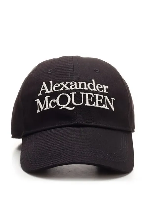 "Alexander Mcqueen Caps & Mützen im Sale | Alexander McQueen Herren Hut - Schwarzer Baumwollhut für Frühling/Sommer, Einfarbig | Artikelcode: BO_641 online kaufen"|Planet-Deluxe "Alexander Mcqueen Caps & Mützen im Sale | Alexander McQueen Herren Hut - Schwarzer Baumwollhut für Frühling/Sommer, Einfarbig | Artikelcode: BO_641 online kaufen"|Planet-Deluxe