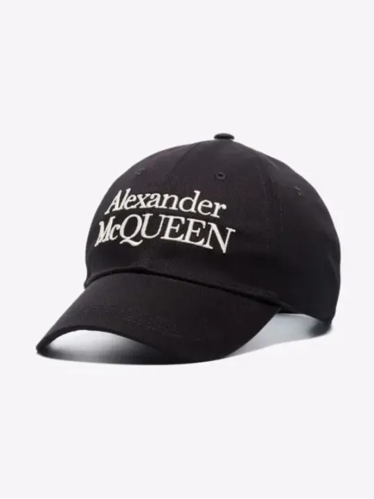 "Alexander Mcqueen Caps & Mützen im Sale | Alexander McQueen Herren Hut - Schwarzer Baumwollhut für Frühling/Sommer, Einfarbig | Artikelcode: BO_641 online kaufen"|Planet-Deluxe