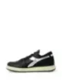 Schwarze und weiße Diadora Sneaker