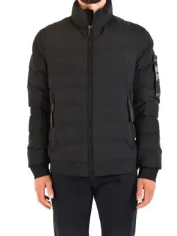 "Peuterey Herrenjacke - Stil & Komfort vereint"