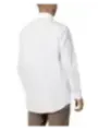 Weißes Hemd und braune Hose