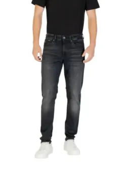 "Tommy Hilfiger Classic Herrenjeans – Stilvoll & Zeitlos"