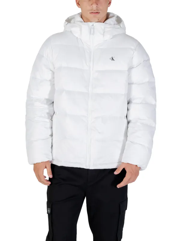 "Calvin Klein Jeans Herrenjacke – Stil & Komfort vereint" "Calvin Klein Jeans Herrenjacke – Stil & Komfort vereint"