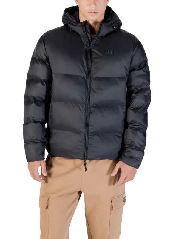 EA7 Herrenjacke 490591 – Stil & Funktion vereint EA7 Herrenjacke 490591 – Stil & Funktion vereint
