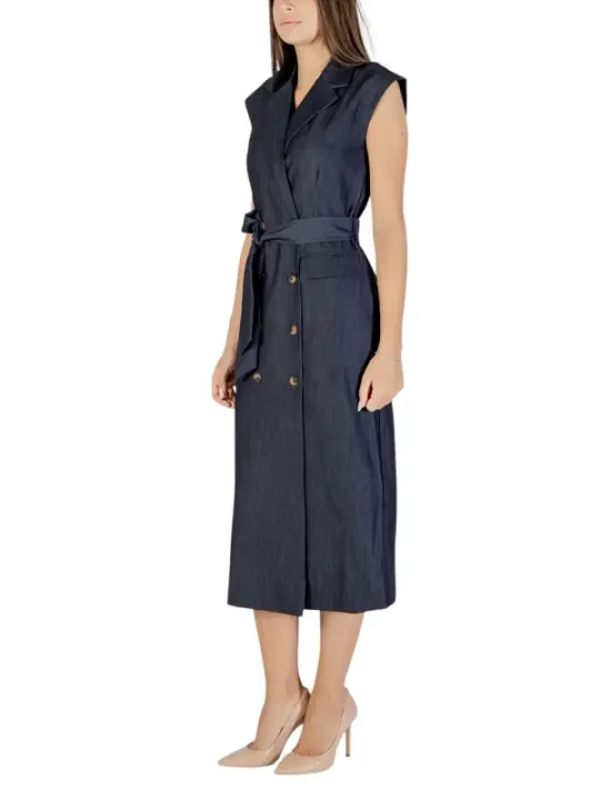 Elegantes Ichi Abito Damenkleid – Stilvoll & Bequem
