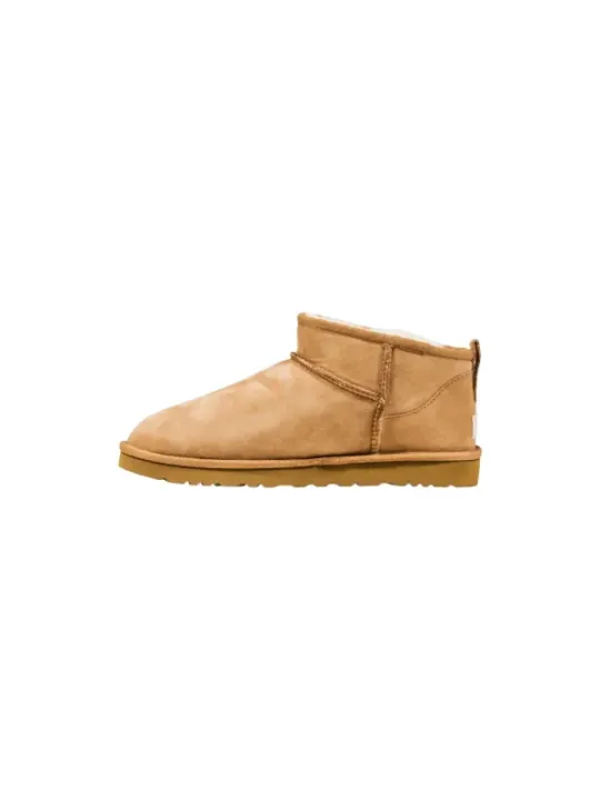 "Herren Ugg Stiefel 490084: Stil & Komfort vereint"