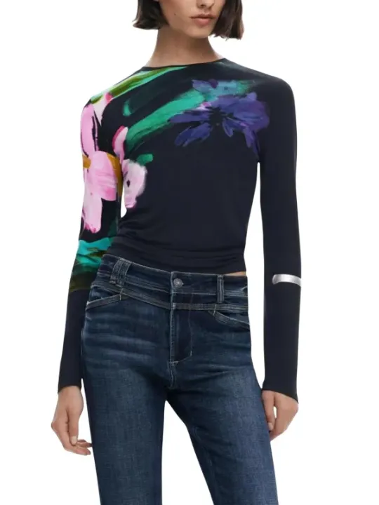 "Desigual Damenpullover 490074 – Stilvoll & Einzigartig"