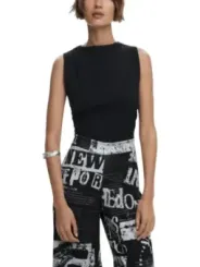 "Stylischer Desigual Damenanzug Tuta 490066 – Eleganz pur"