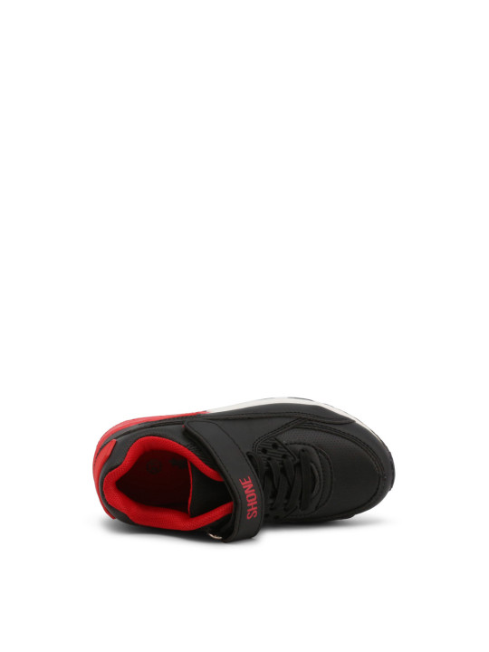 Schwarze und rote High-Top-Sneakers