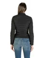 Guess Giubbotto Donna Jacke 489852 - Stilvolle Damenjacke