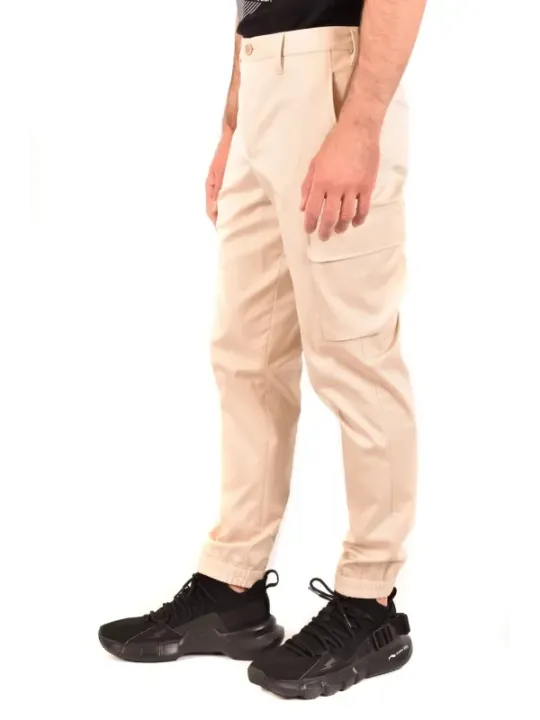 "Neil Barrett Herren Pantaloni – Stilvolle Designerhose"